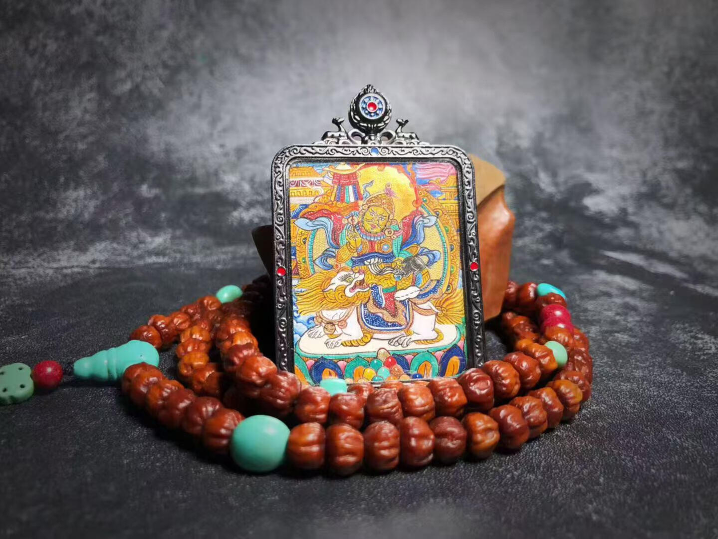 Hand-painted Thangka - 100% Mineral Pigments & 24K Gold BuuuBee Art - Authentic Himalayan Thangka by Master Lin - Hand-painted with 24K Gold and Gemstones.
